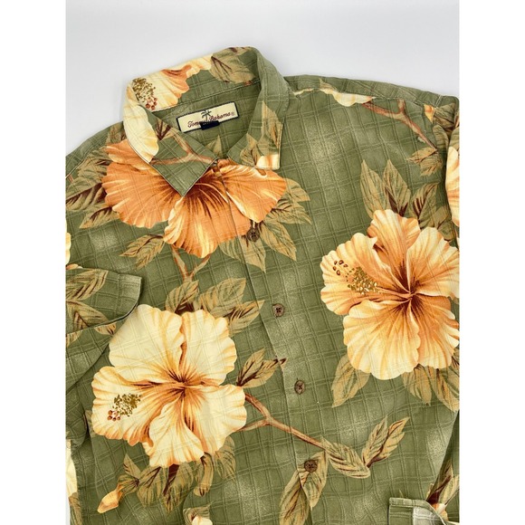 Tommy Bahama Silk Shirt Mens Medium Floral Hawaiian Tropical Button Up Olive - Picture 1 of 5